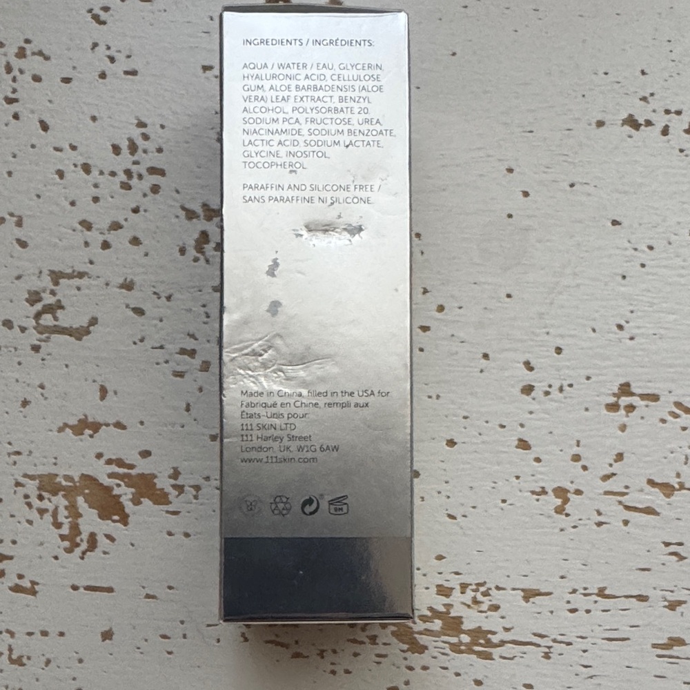 111SKIN Hyaluronic Acid Aqua Booster - Silver Packaging - Picture 5 of 6